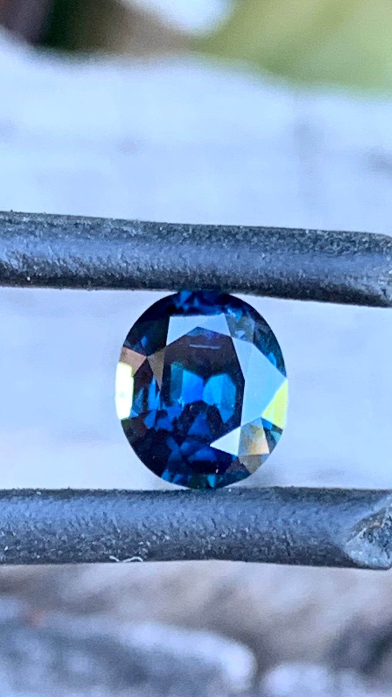 0.90ct Australian blue parti sapphire with yellow eye