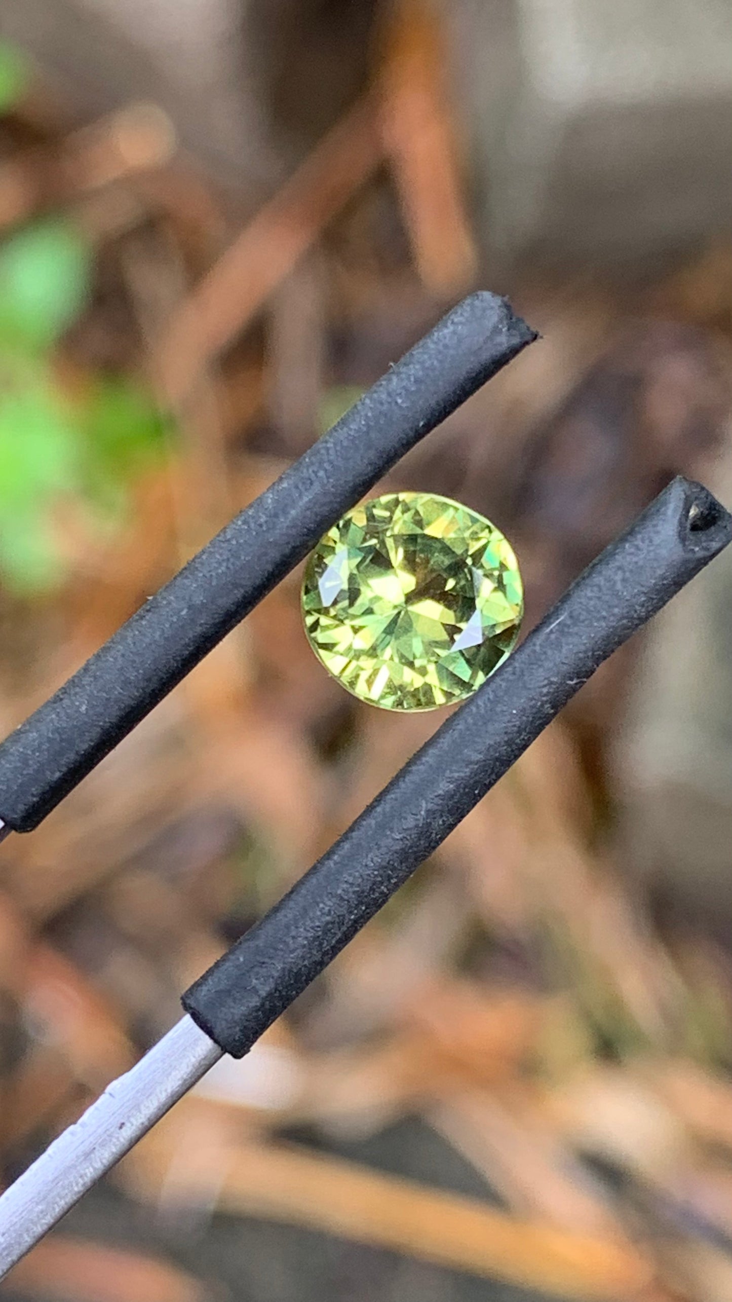 1.46ct Yellow/Green Australian Parti Sapphire