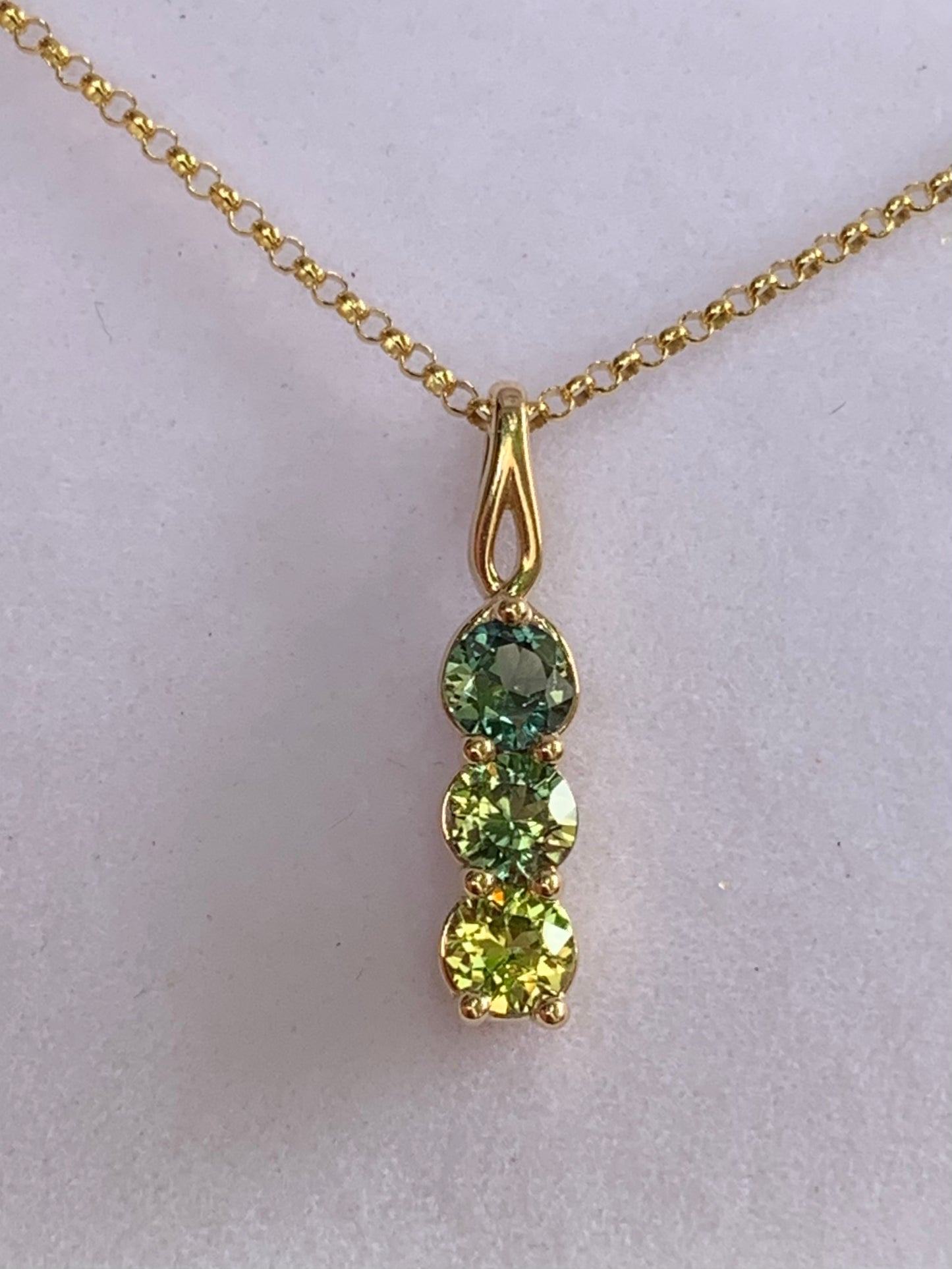 Australian Sapphire Necklace