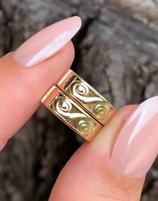 Aurora 3 Stone Huggies