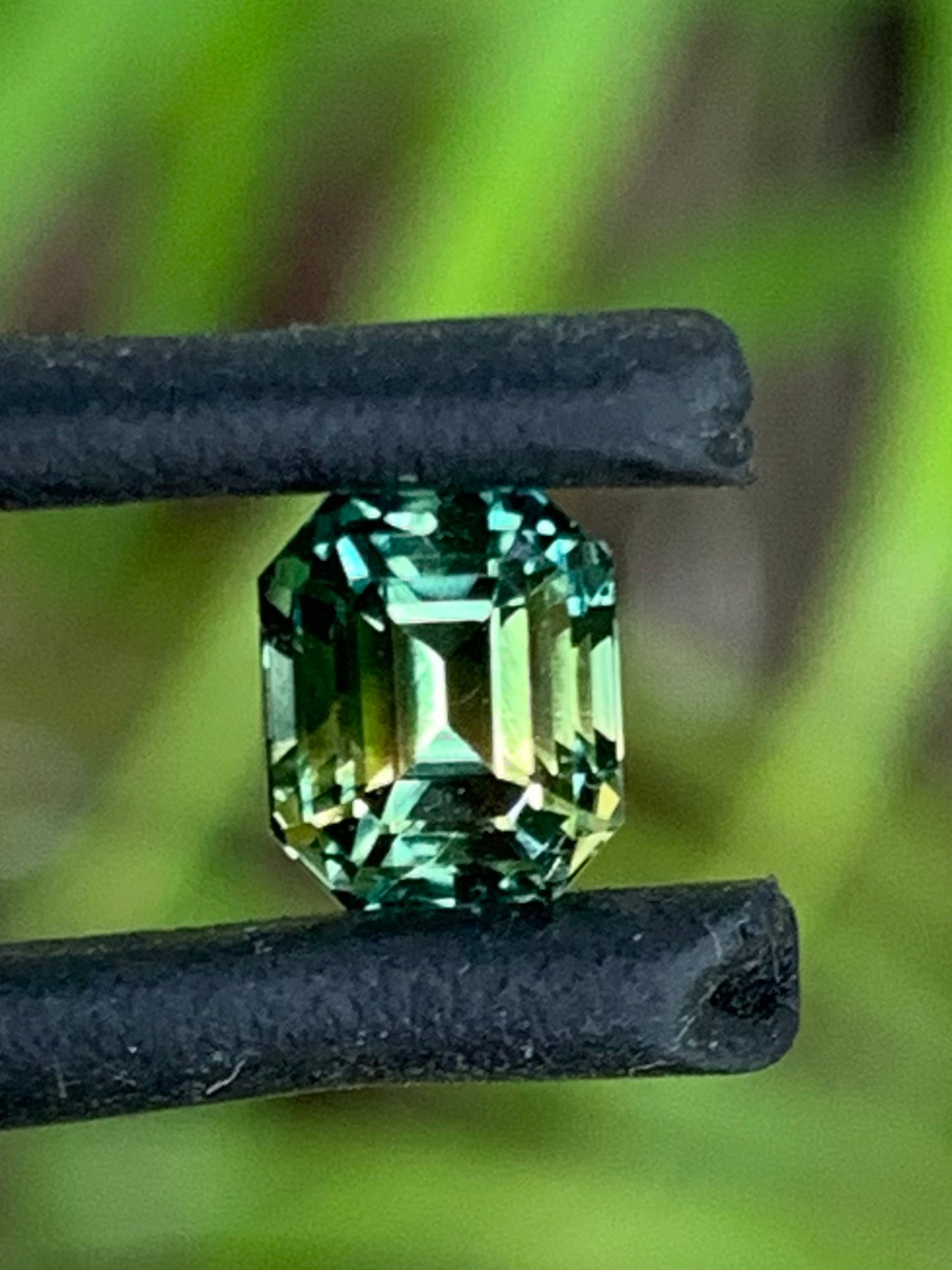 close up 1.08ct yellow and green parti sapphire unheated Queensland gemstone