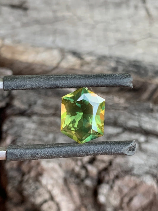 3.15ct Green/Yellow Australian Parti Sapphire
