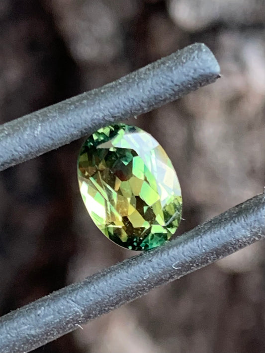 1.46ct unheated Australian yellow green parti sapphire oval cut natural gemstone