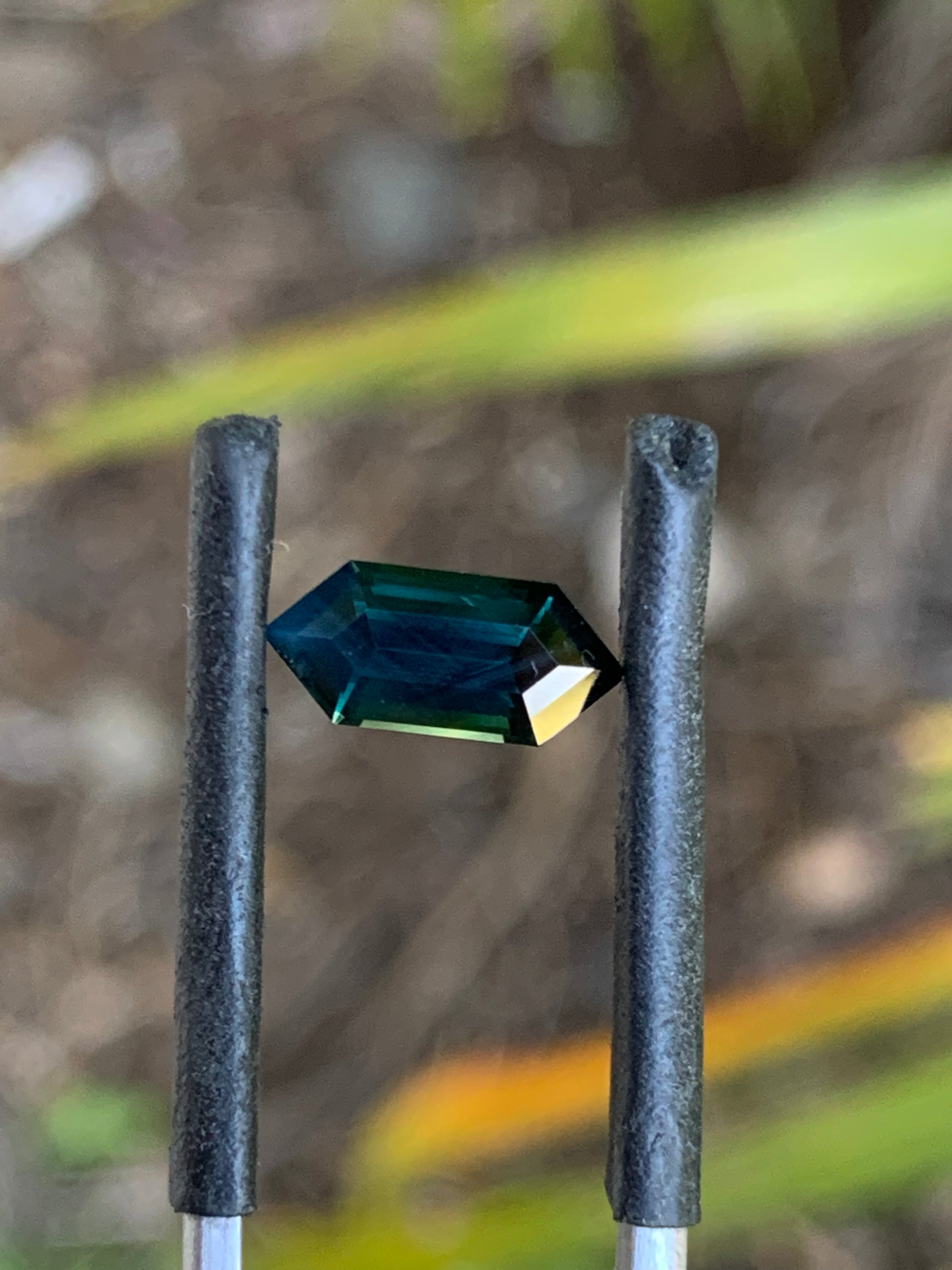 Dark blue faceted Australian sapphire suitable for bespoke jewellery