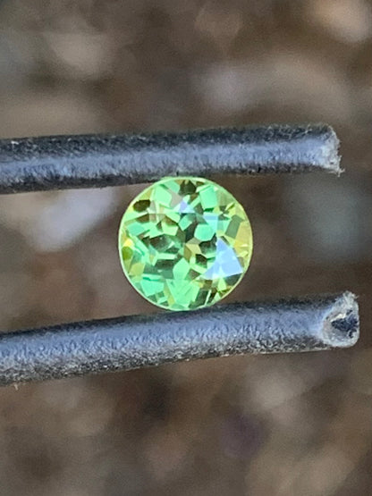 1.09ct Lime Green Australian Sapphire