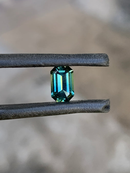 0.86ct Teal Australian Sapphire