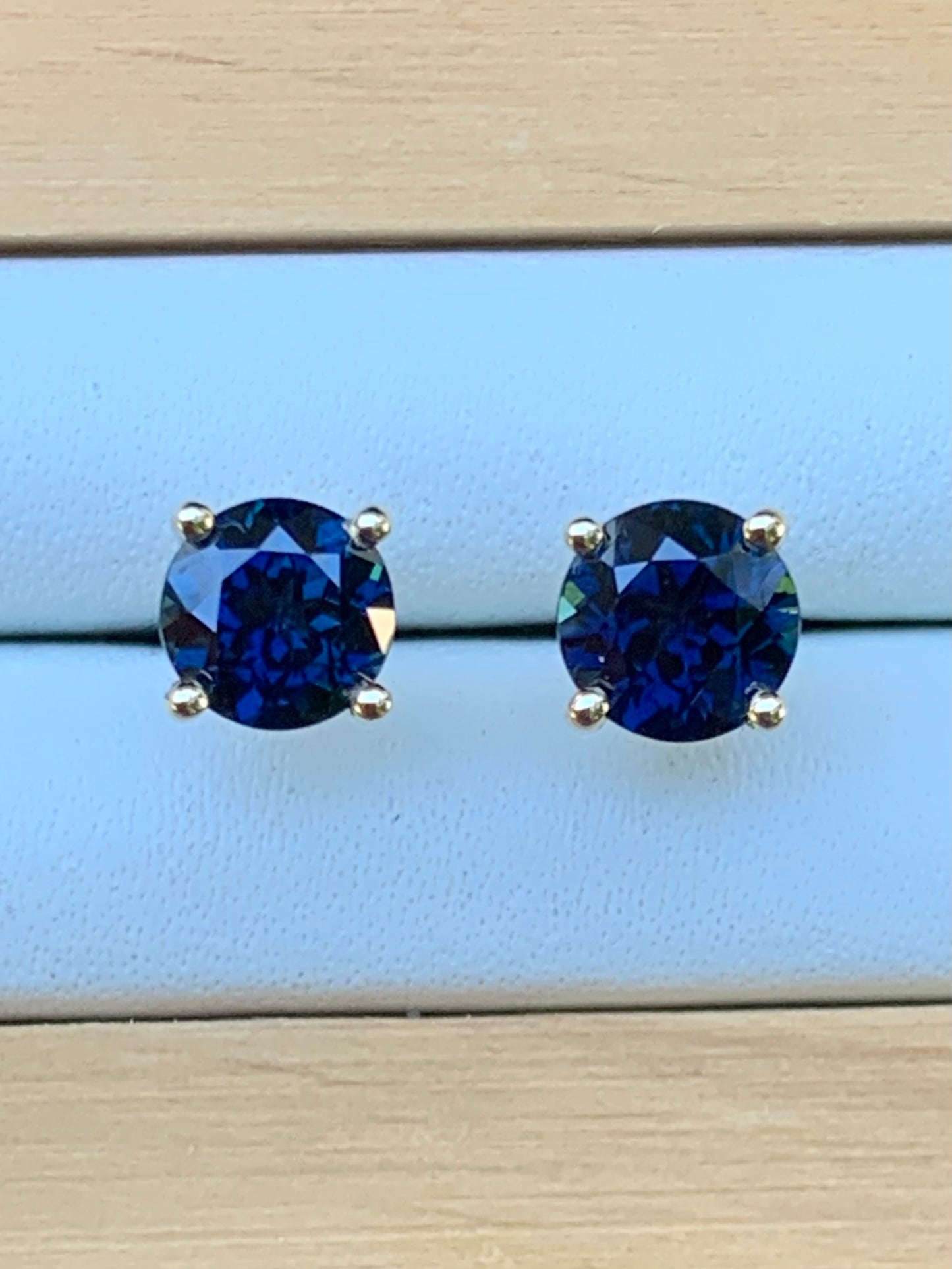1.71ct Blue Australian Sapphire Earrings ~ 5.5mm Gold Studs