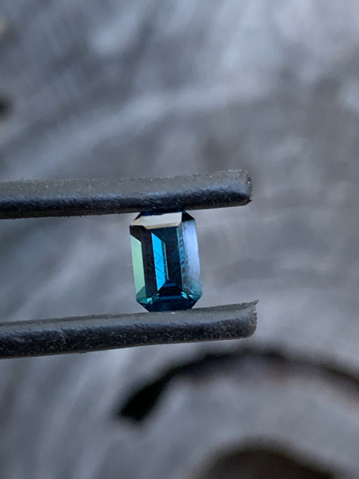 0.97ct Dark Teal Australian Sapphire