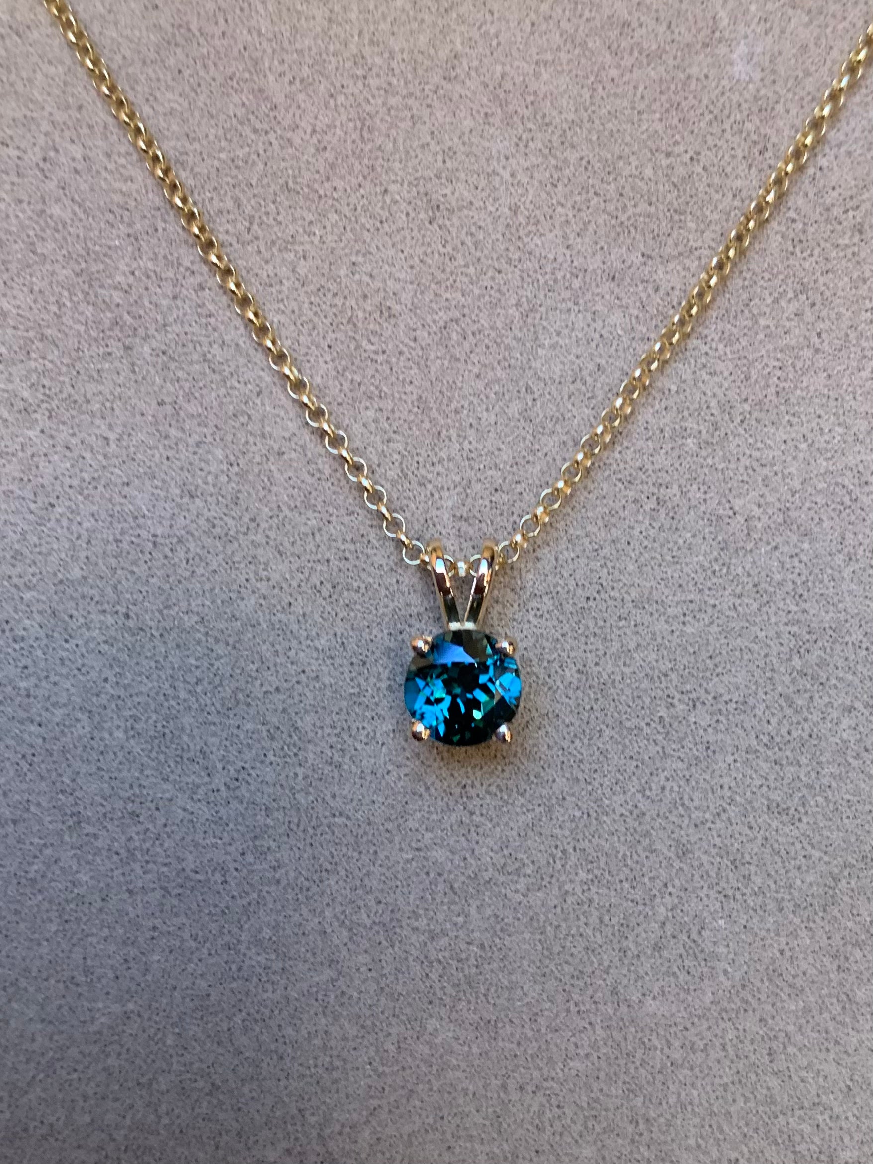 Gold Australian Sapphire Necklace