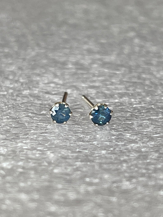 Australian Sapphire Earrings 3mm