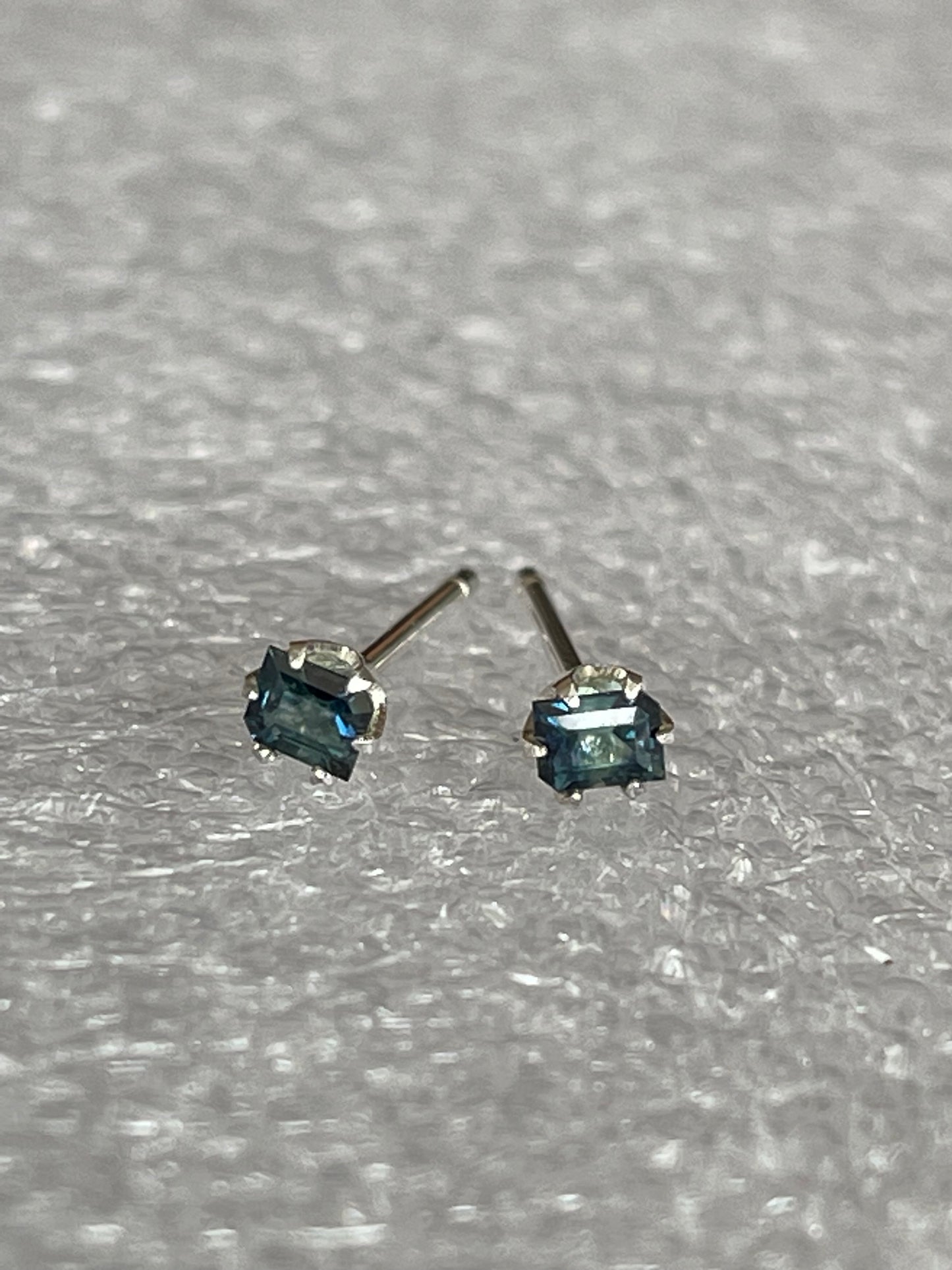 Australian Sapphire Earrings 3.5mm