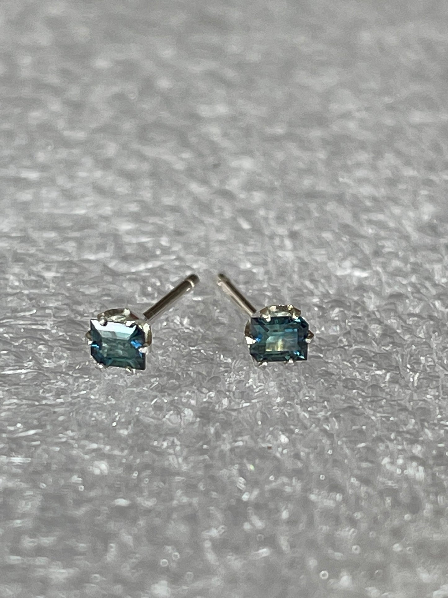 Australian Sapphire Earrings 3.5mm