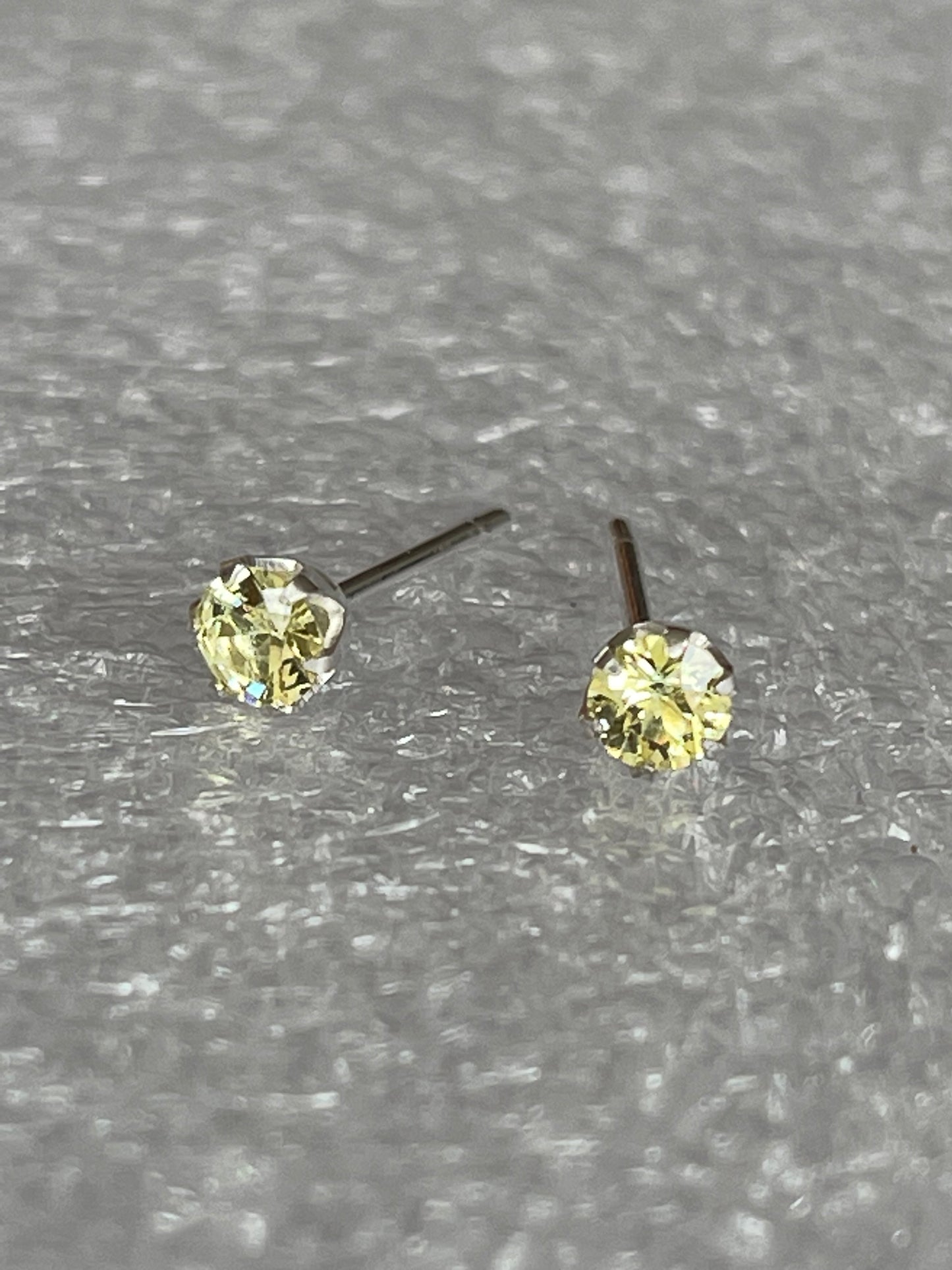 Australian Sapphire Earrings 4mm