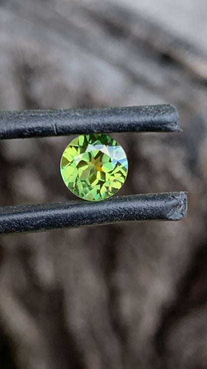 1.11ct Green/Yellow Australian Sapphire