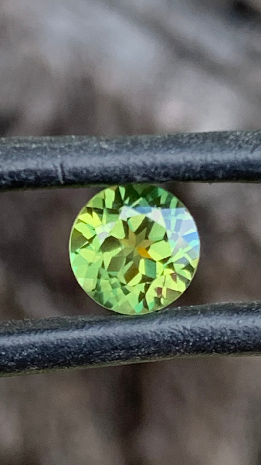 1.11ct Green/Yellow Australian Sapphire