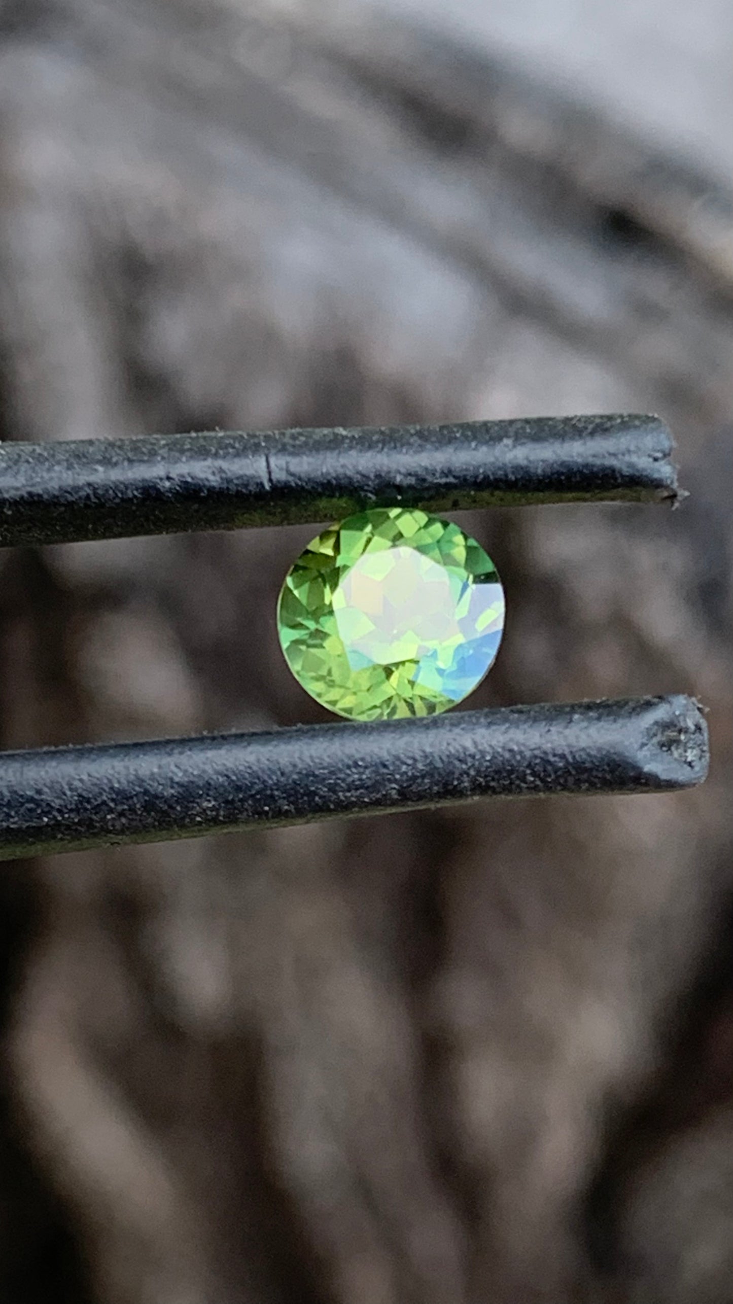 1.11ct Green/Yellow Australian Sapphire