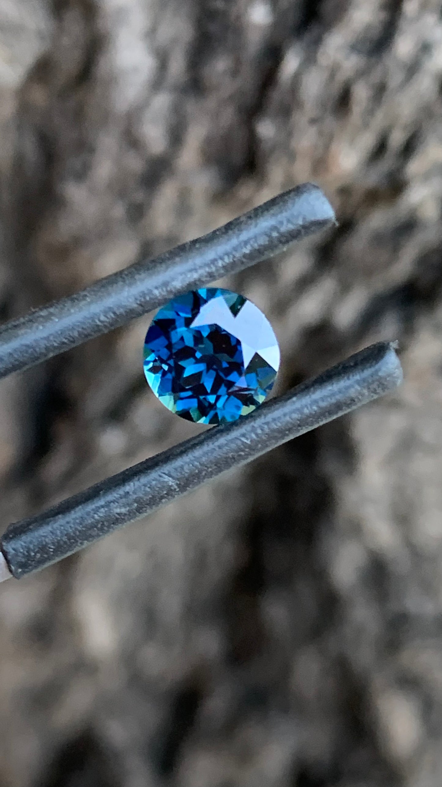 1.62ct round Australian sapphire with rare vibrant blue colour and incredible life