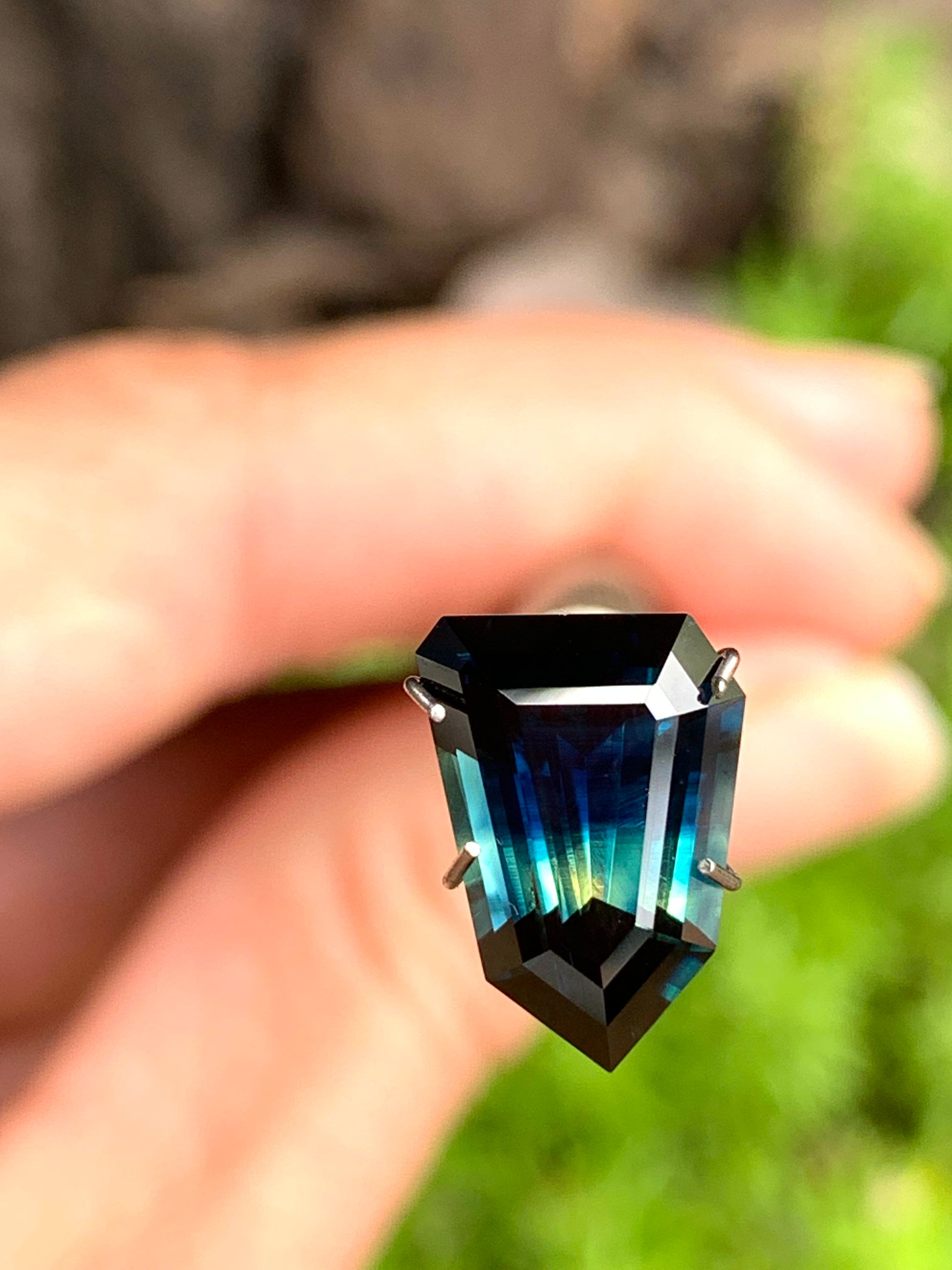 Parti 2025 sapphire price